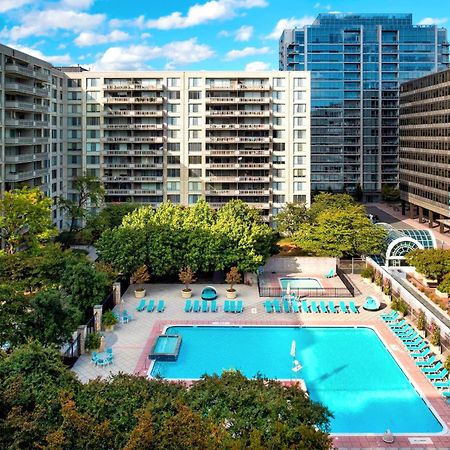Beautiful 2Br Apartment At Crystal City With Gym Arlington Dış mekan fotoğraf