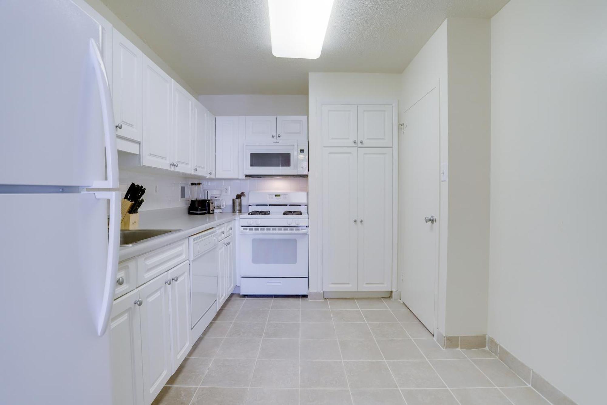 Beautiful 2Br Apartment At Crystal City With Gym Arlington Dış mekan fotoğraf