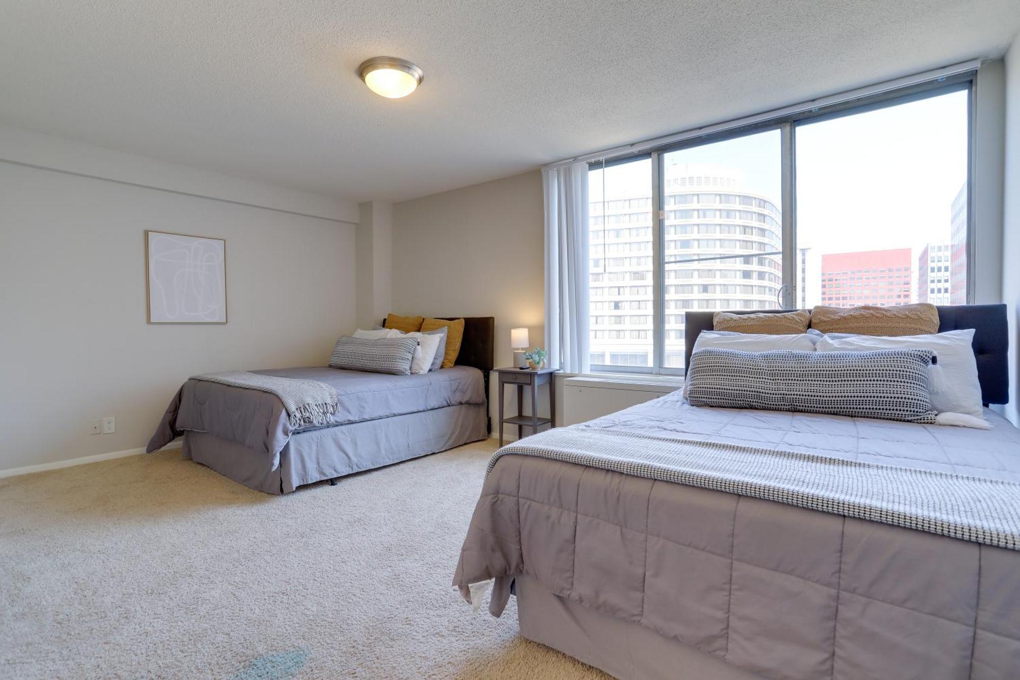 Beautiful 2Br Apartment At Crystal City With Gym Arlington Dış mekan fotoğraf
