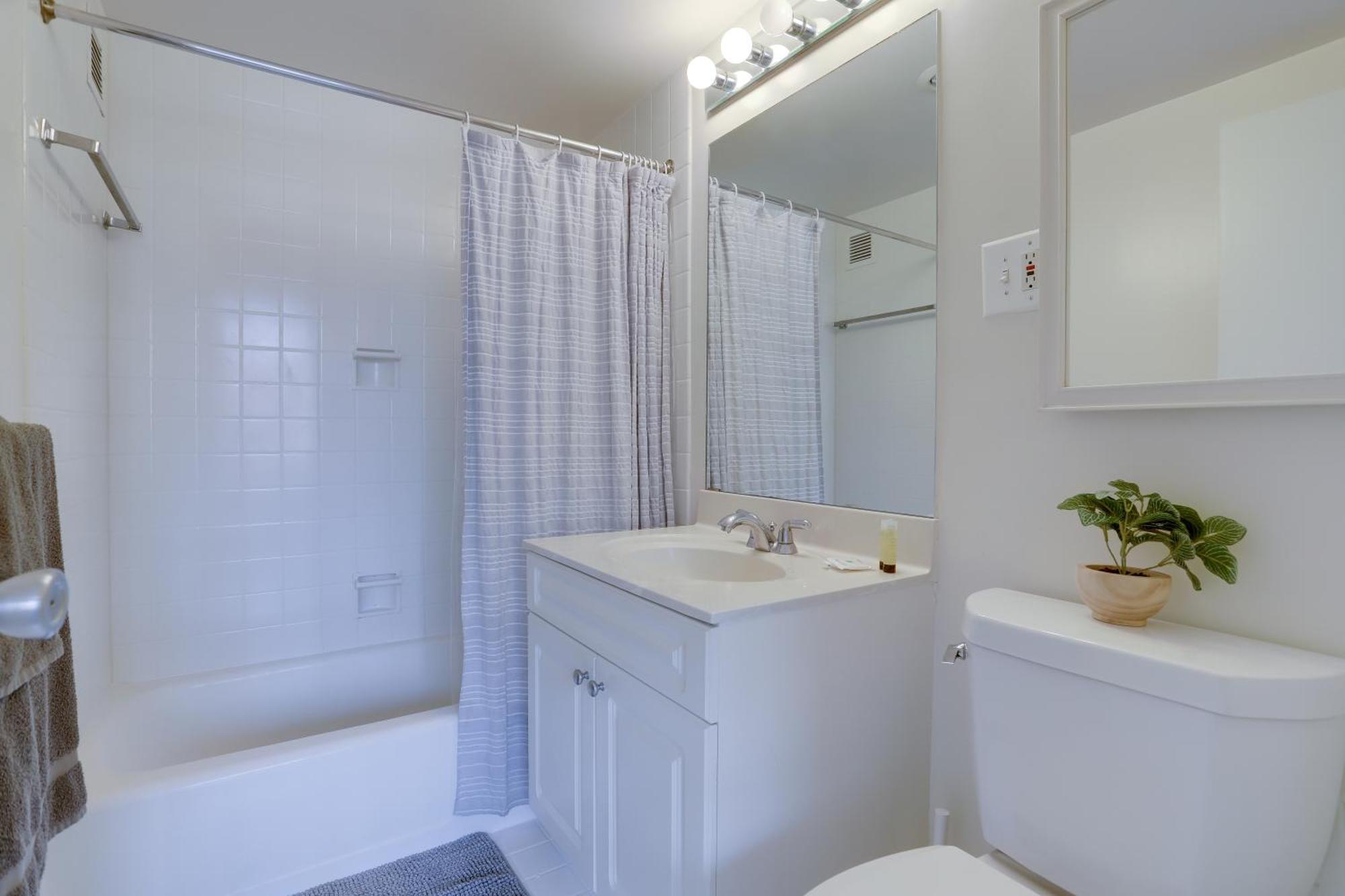 Beautiful 2Br Apartment At Crystal City With Gym Arlington Dış mekan fotoğraf